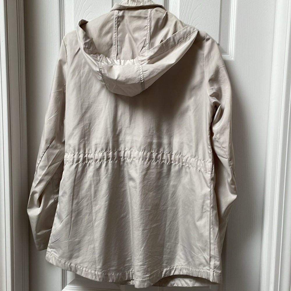 Jones New York nylon rain jacket with hood - Picture 2 of 6